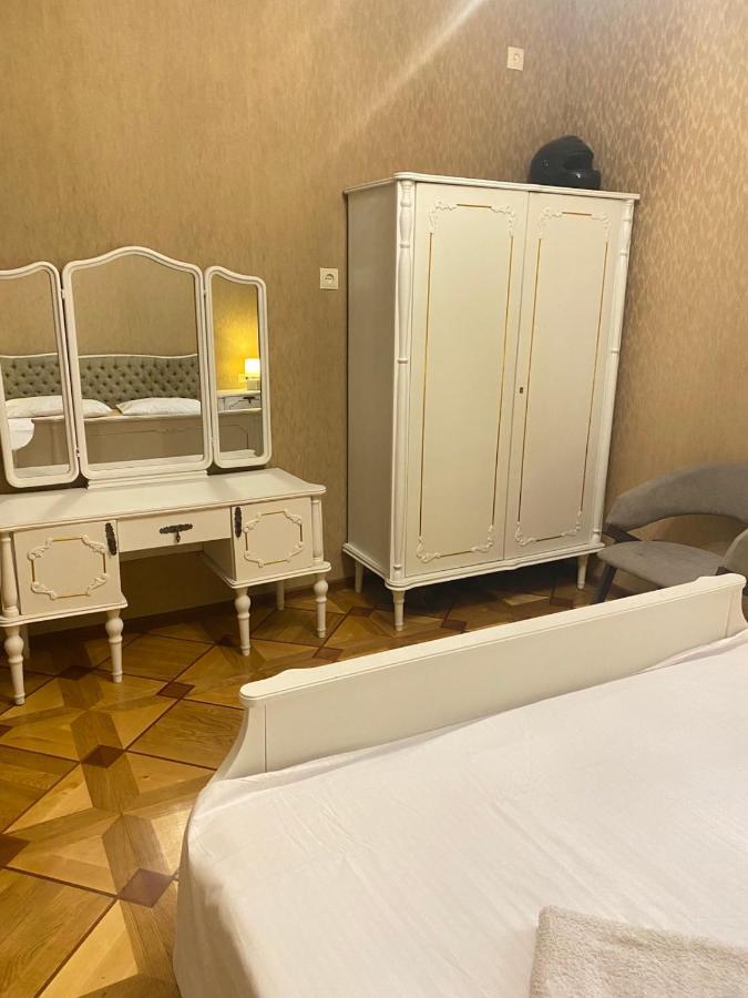 K&N Guesthouse Тбилиси Экстерьер фото